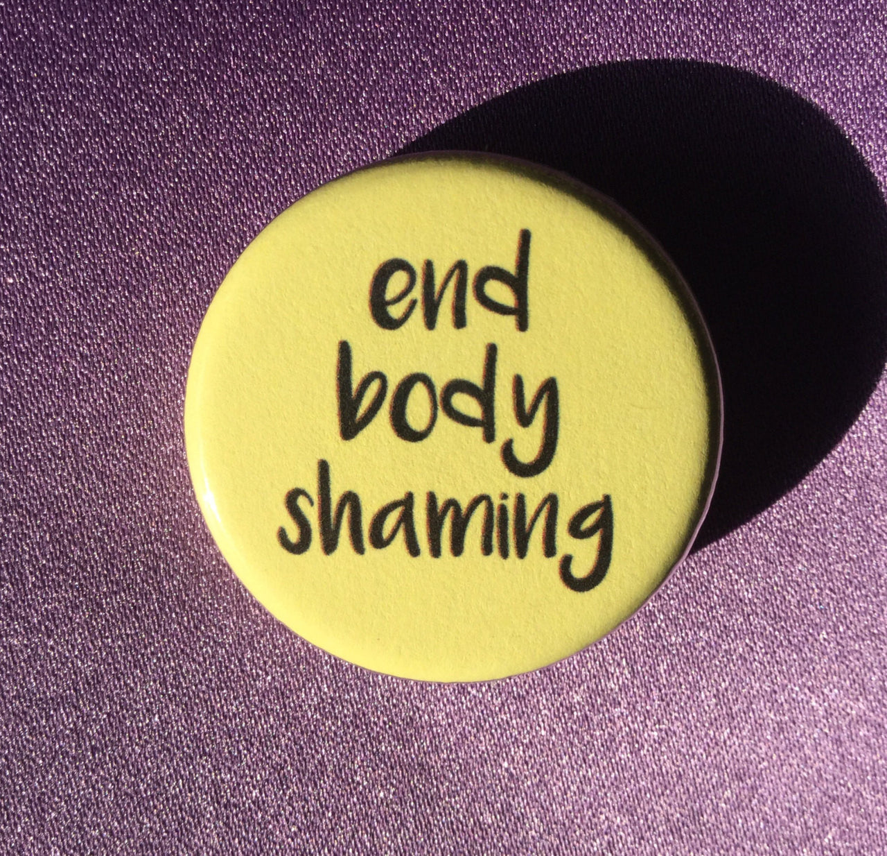 End body shaming button - Radical Buttons