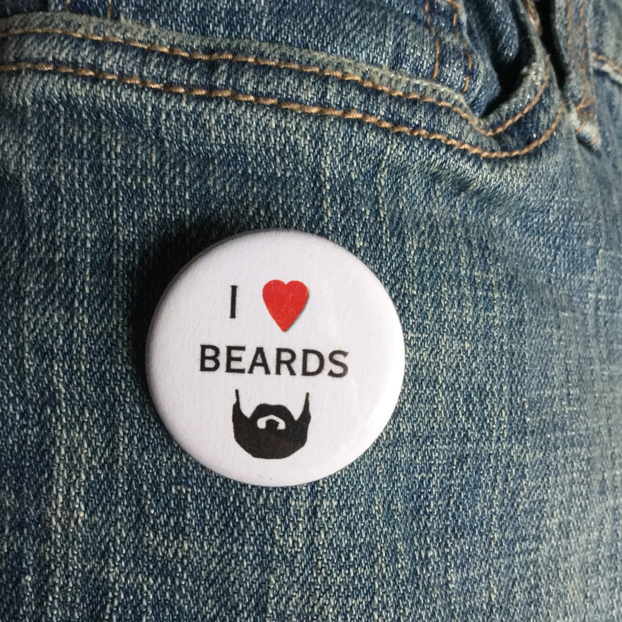 I love beards - Radical Buttons