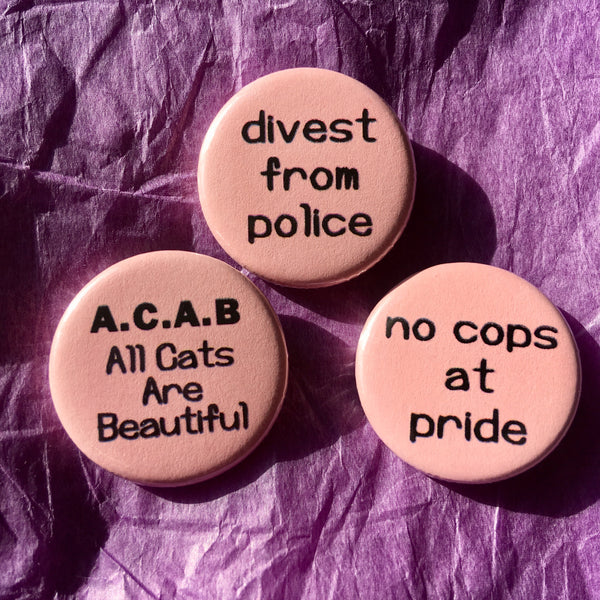 Anti-police buttons - Radical Buttons